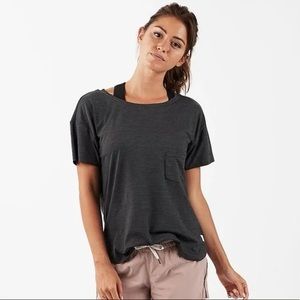 Vuori Lux Performance T-Shirt Charcoal Heather